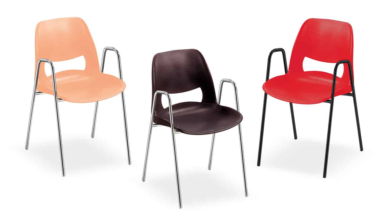 sedie-monoscocca-plastica-metallo-braccioli-impilabili